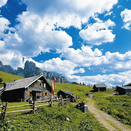 Apartment Spacious In In Salzburger Land, Cleaning Included *